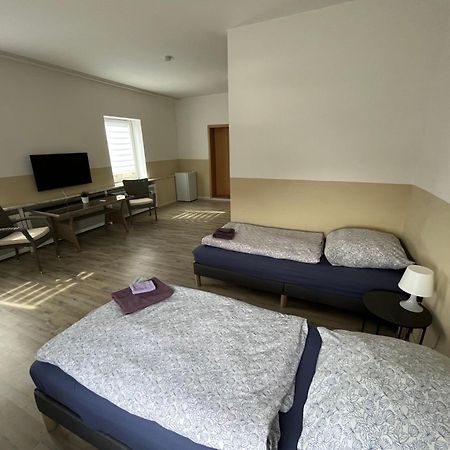 Doppelzimmer Mit Bad- Fernseher Meine ภายนอก รูปภาพ